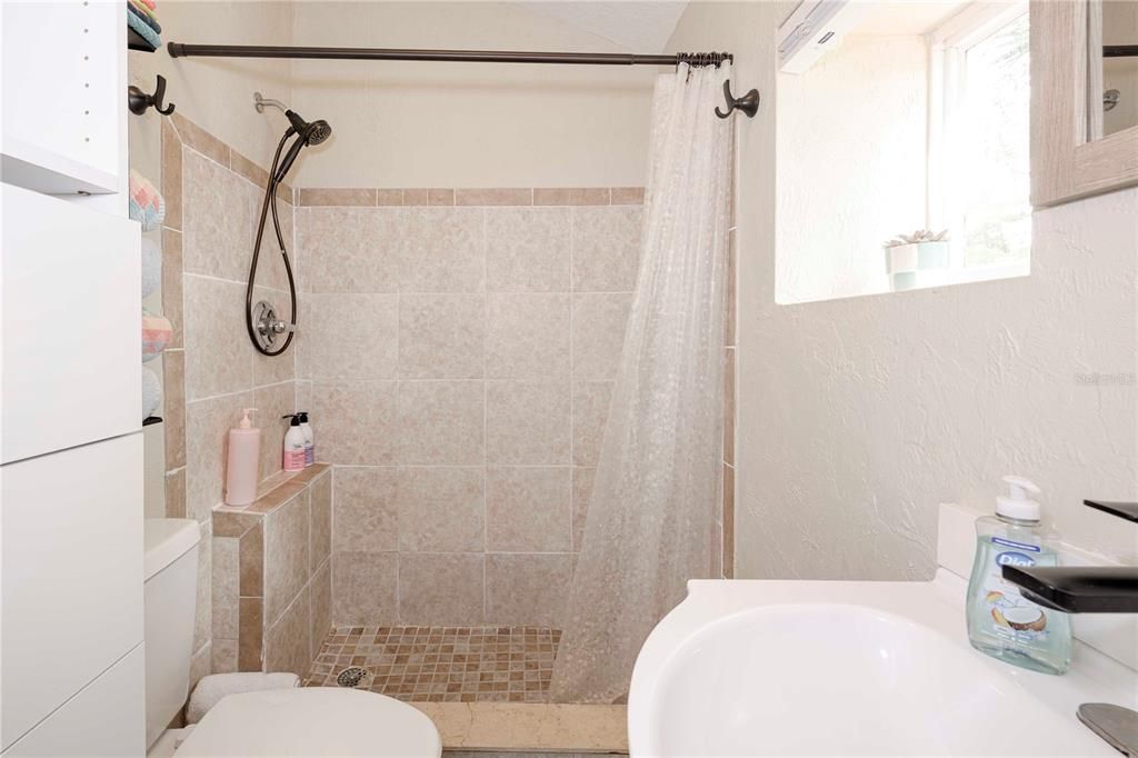 待售: $599,000 (3 贝兹, 2 浴室, 1606 平方英尺)