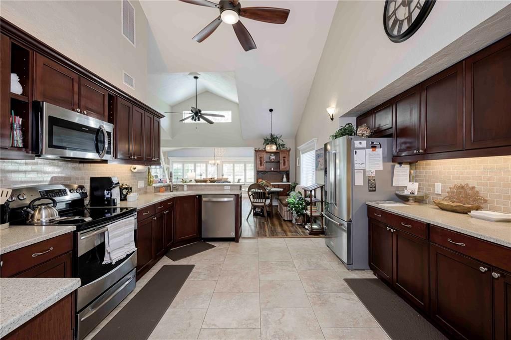 待售: $599,000 (3 贝兹, 2 浴室, 1606 平方英尺)