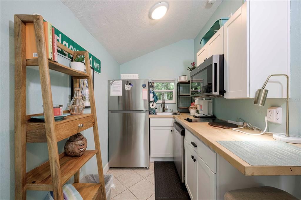 待售: $599,000 (3 贝兹, 2 浴室, 1606 平方英尺)