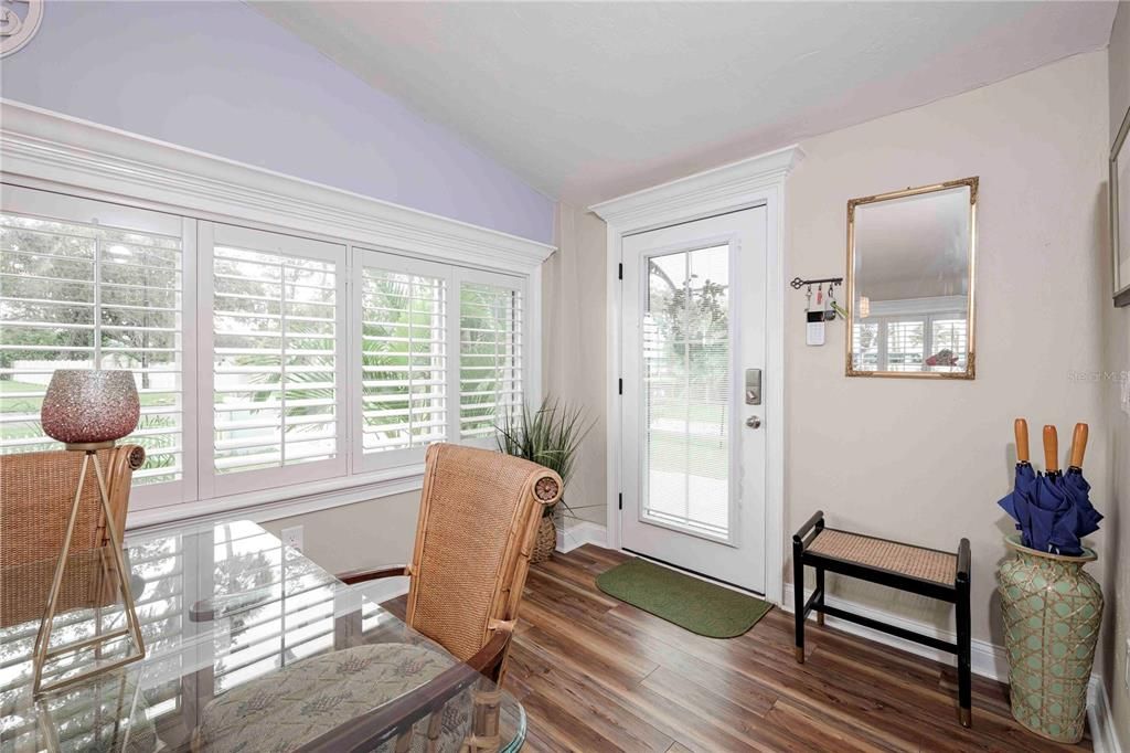 待售: $599,000 (3 贝兹, 2 浴室, 1606 平方英尺)