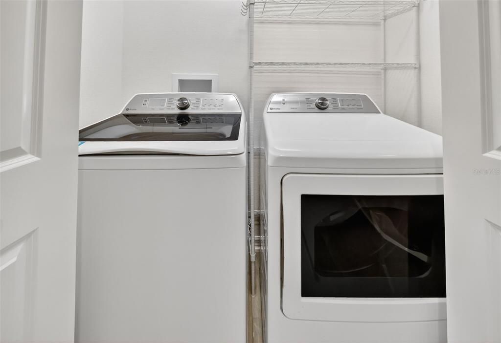 En Venta: $245,000 (2 camas, 2 baños, 1039 Pies cuadrados)