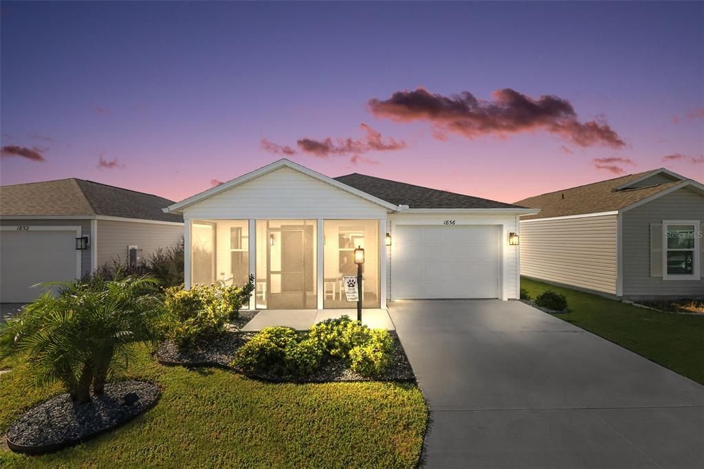 En Venta: $245,000 (2 camas, 2 baños, 1039 Pies cuadrados)