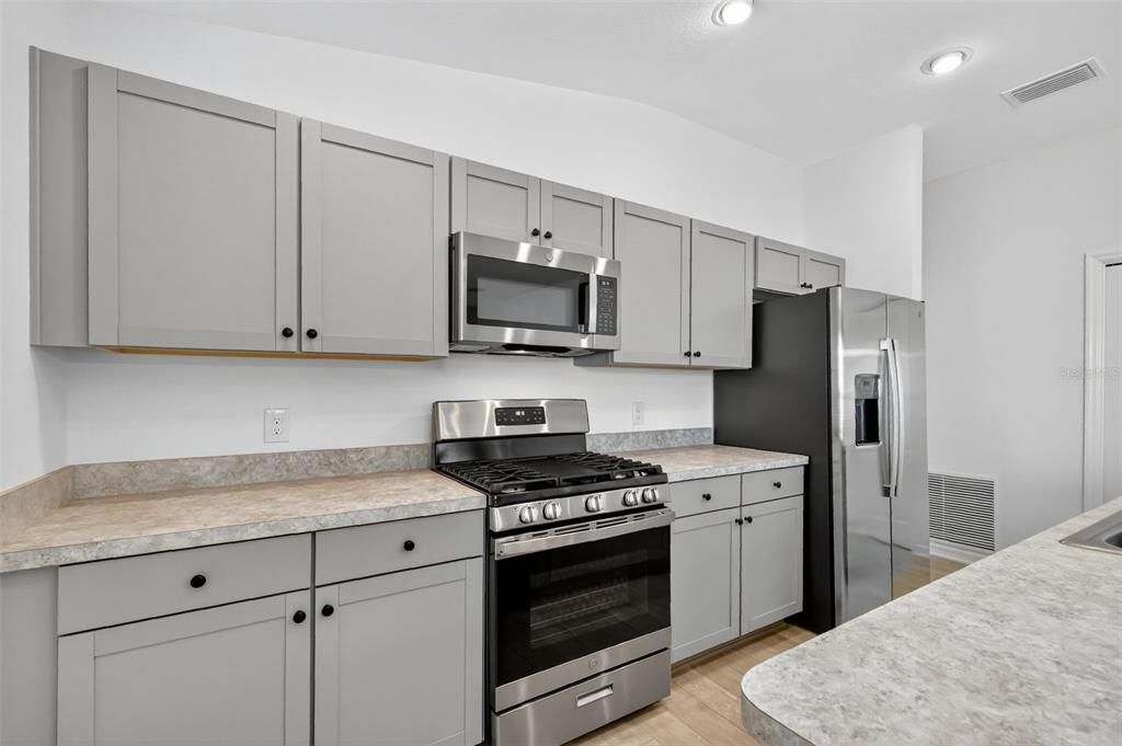 En Venta: $245,000 (2 camas, 2 baños, 1039 Pies cuadrados)