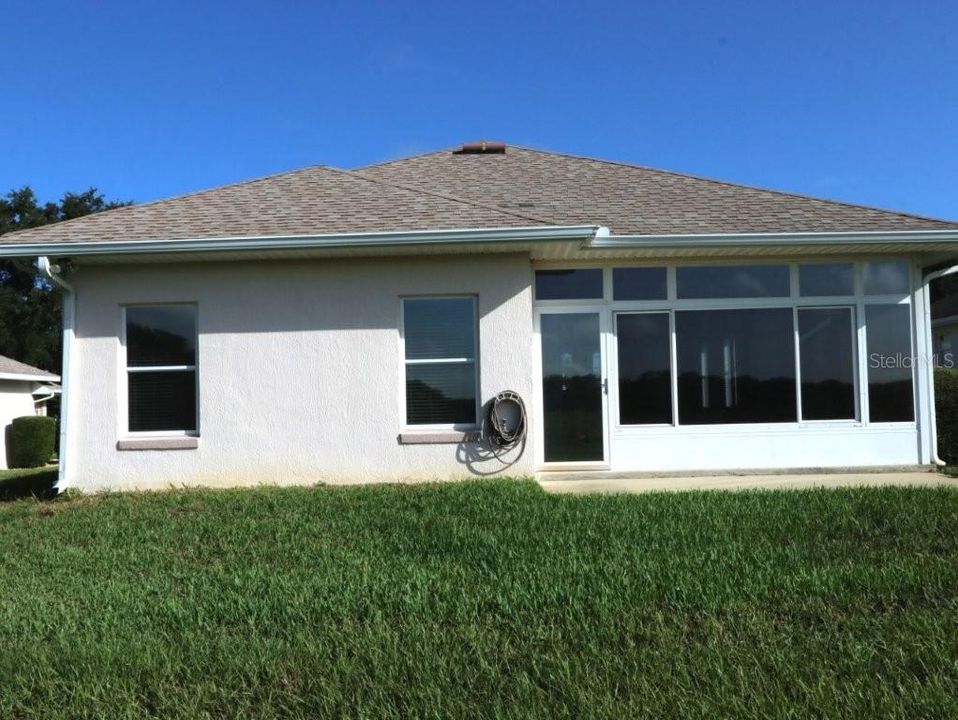 For Sale: $275,000 (3 beds, 2 baths, 1469 Square Feet)