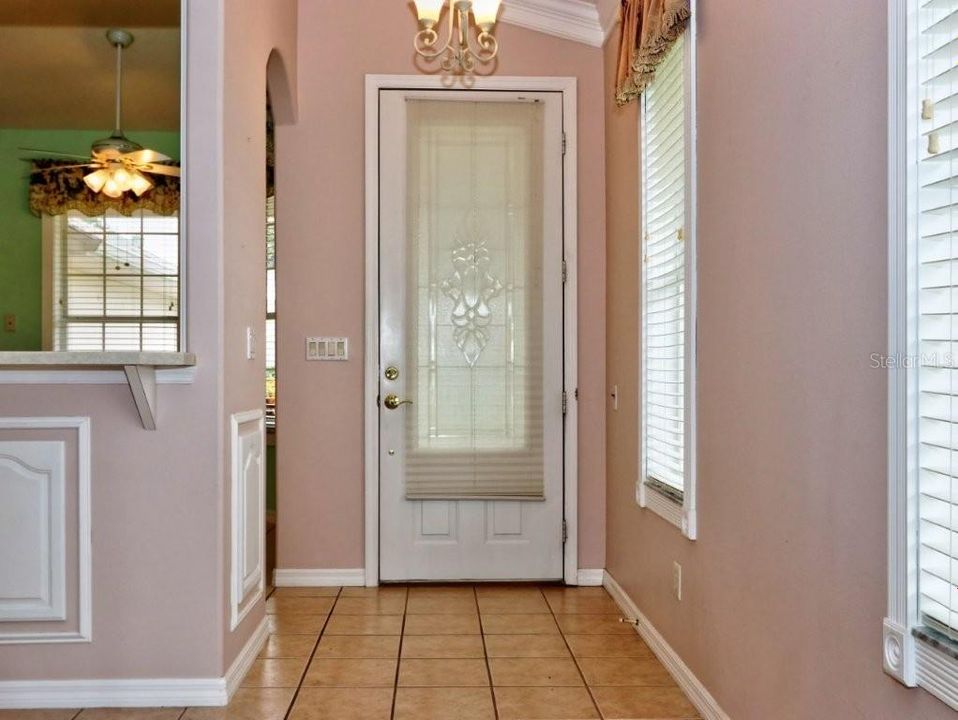 For Sale: $275,000 (3 beds, 2 baths, 1469 Square Feet)