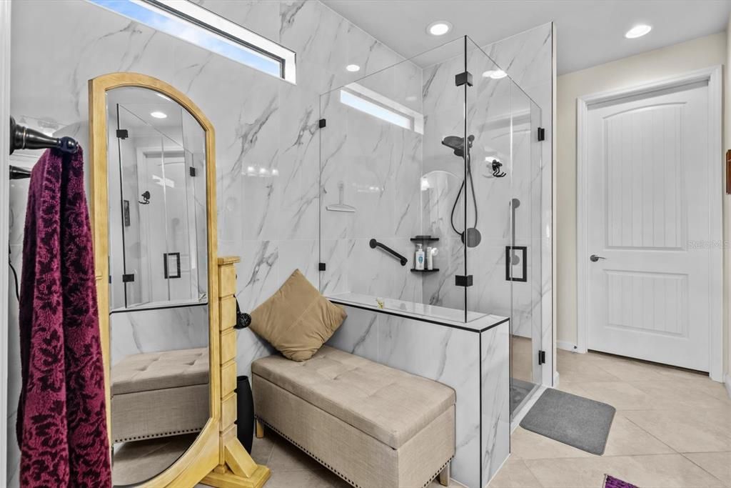 На продажу: $564,900 (3 спален, 2 ванн, 2018 Квадратных фут)