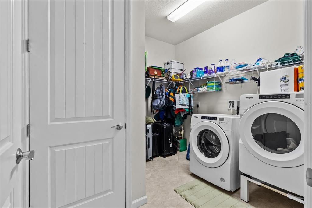 На продажу: $564,900 (3 спален, 2 ванн, 2018 Квадратных фут)