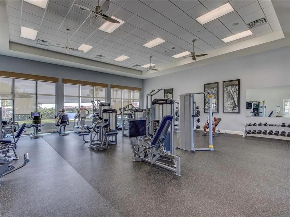 For Rent: $2,650 (2 beds, 2 baths, 1614 Square Feet)