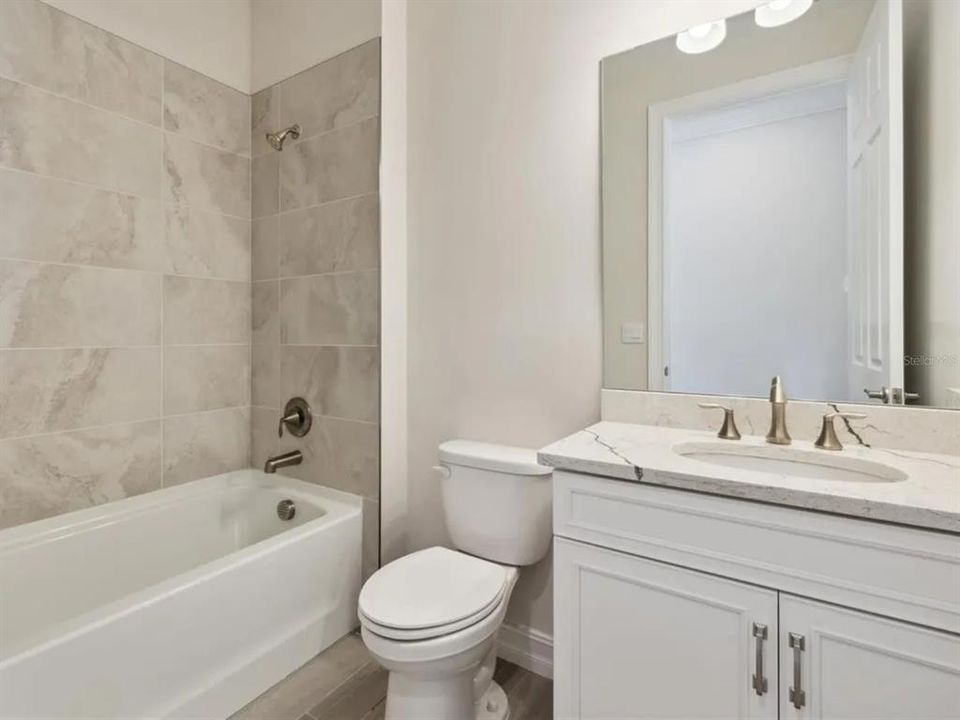 For Rent: $2,650 (2 beds, 2 baths, 1614 Square Feet)