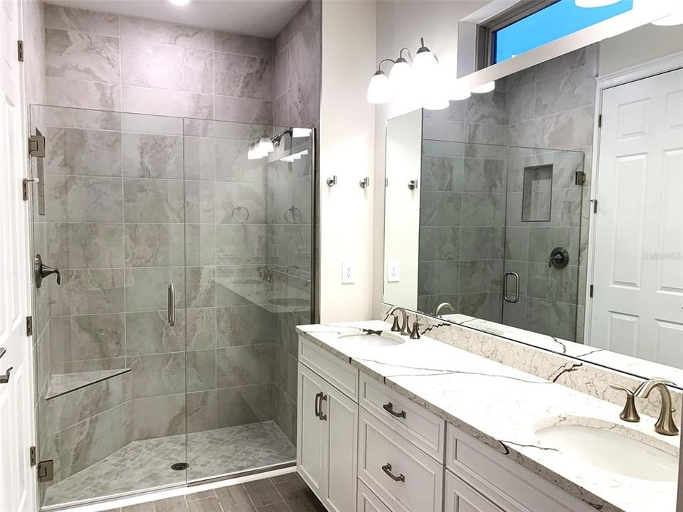 For Rent: $2,650 (2 beds, 2 baths, 1614 Square Feet)