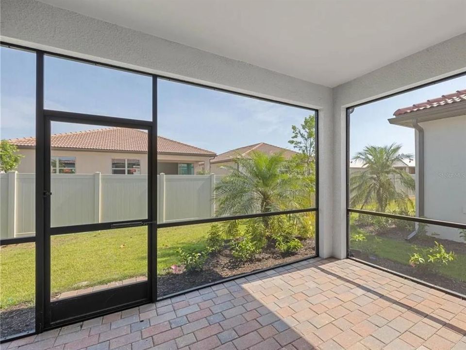 For Rent: $2,650 (2 beds, 2 baths, 1614 Square Feet)