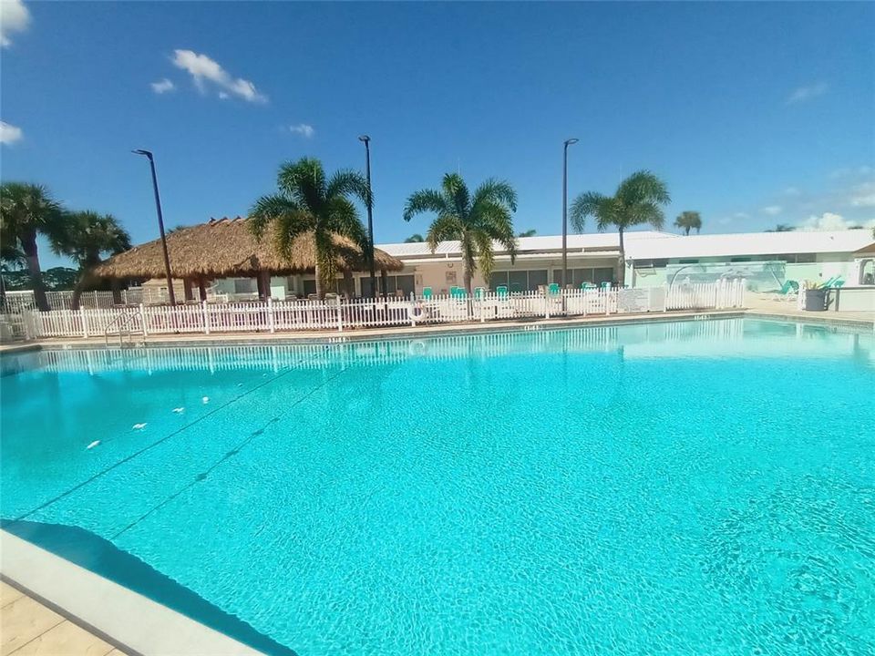 En Venta: $169,000 (2 camas, 2 baños, 1060 Pies cuadrados)