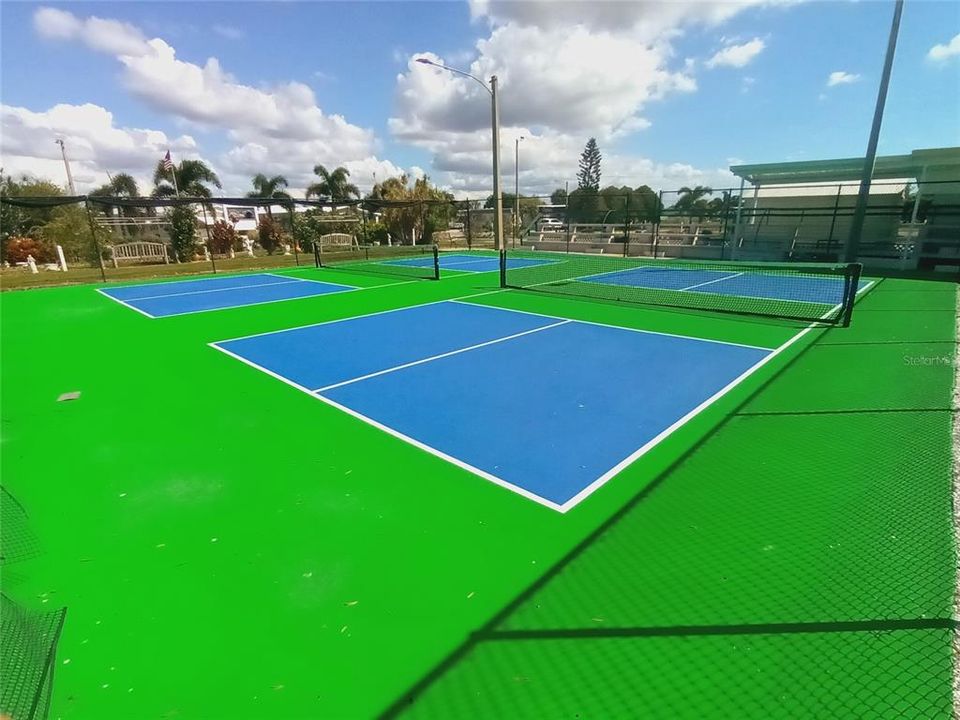 En Venta: $169,000 (2 camas, 2 baños, 1060 Pies cuadrados)