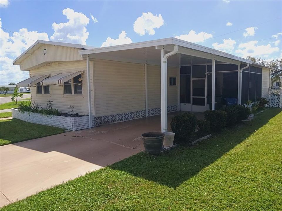 En Venta: $169,000 (2 camas, 2 baños, 1060 Pies cuadrados)