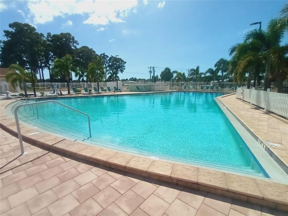 En Venta: $169,000 (2 camas, 2 baños, 1060 Pies cuadrados)