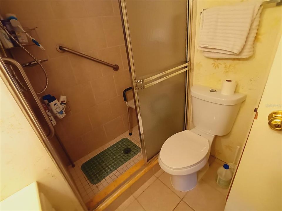 En Venta: $169,000 (2 camas, 2 baños, 1060 Pies cuadrados)