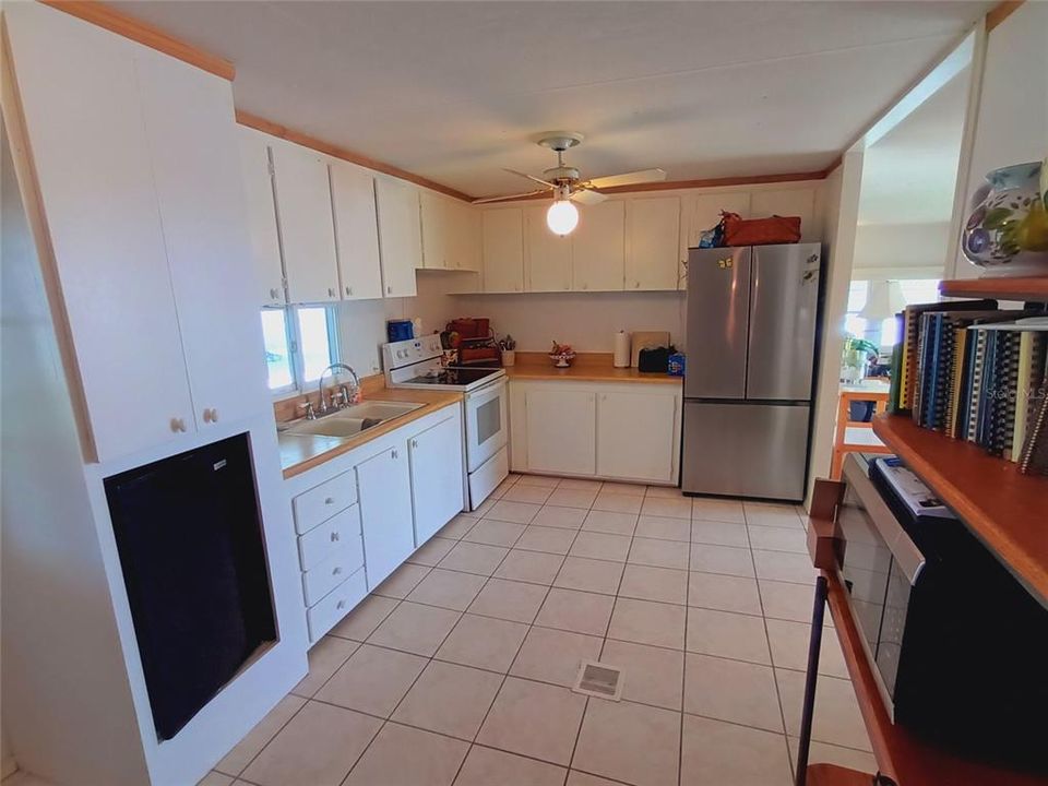 En Venta: $169,000 (2 camas, 2 baños, 1060 Pies cuadrados)