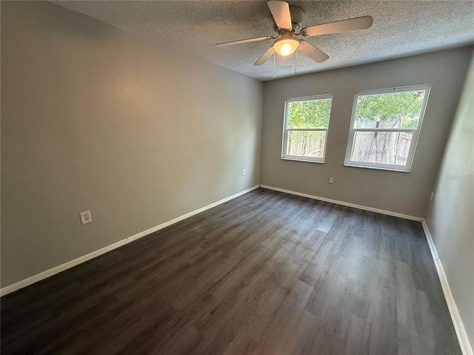 Active With Contract: $299,900 (4 beds, 0 baths, 1310 Square Feet)