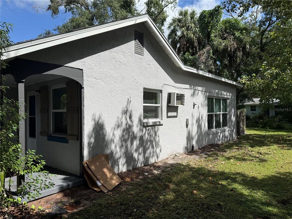 Active With Contract: $299,900 (4 beds, 0 baths, 1310 Square Feet)