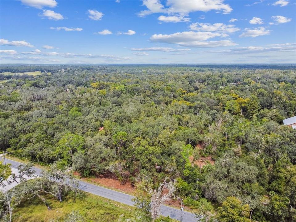 На продажу: $169,000 (3.69 acres)