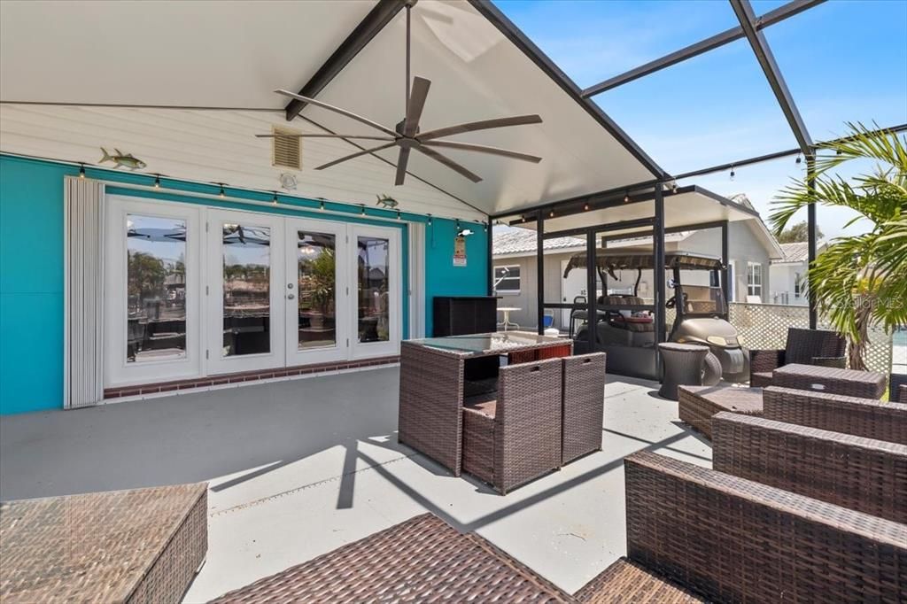 Active With Contract: $340,000 (2 beds, 1 baths, 1256 Square Feet)