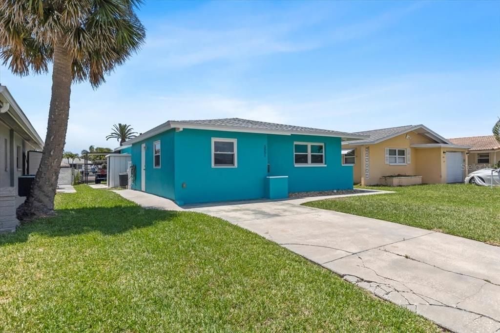 Active With Contract: $340,000 (2 beds, 1 baths, 1256 Square Feet)