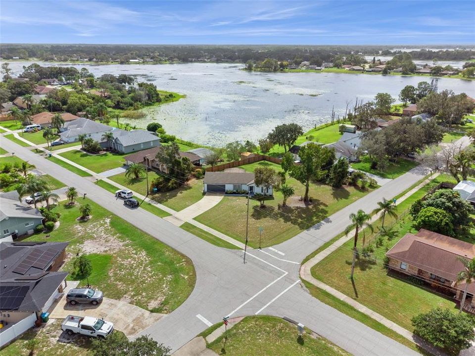 待售: $299,500 (3 贝兹, 2 浴室, 1141 平方英尺)