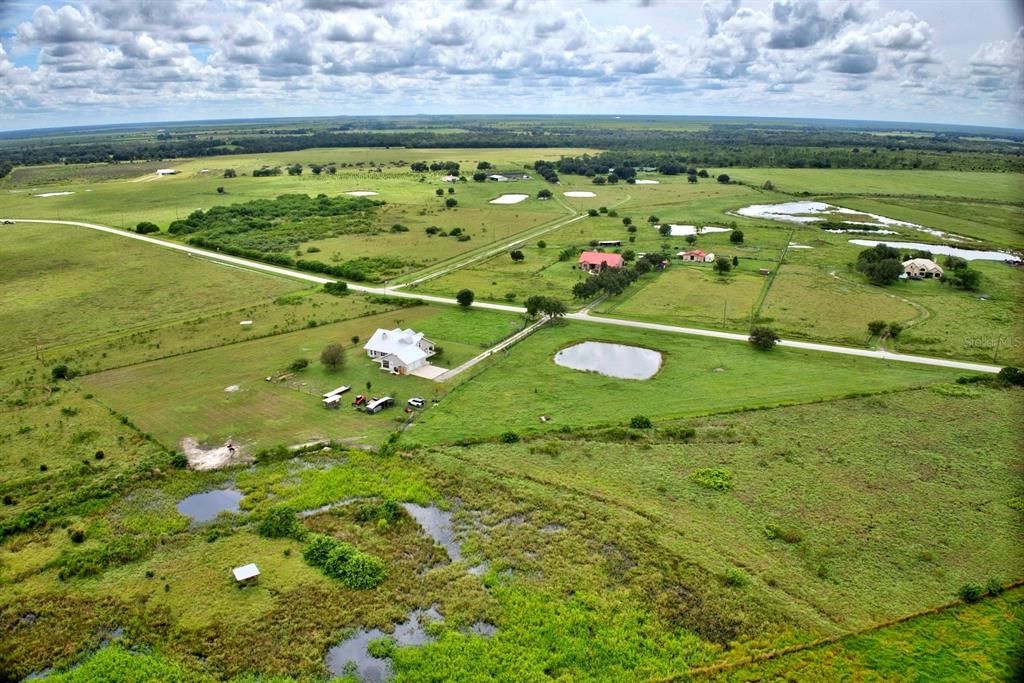 En Venta: $659,000 (3 camas, 2 baños, 2546 Pies cuadrados)