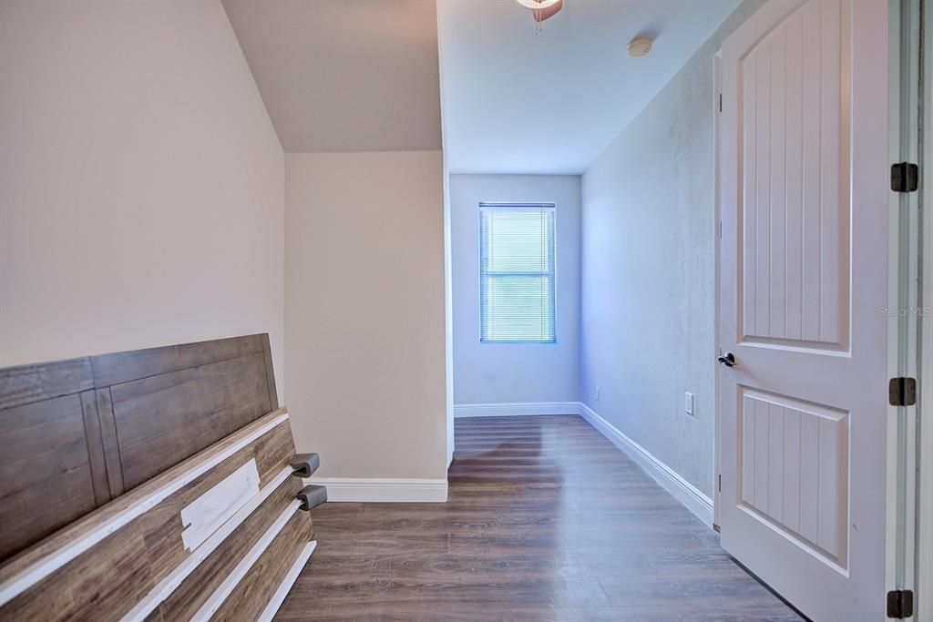 En Venta: $659,000 (3 camas, 2 baños, 2546 Pies cuadrados)