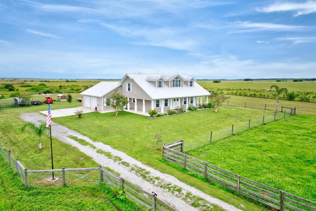 En Venta: $659,000 (3 camas, 2 baños, 2546 Pies cuadrados)