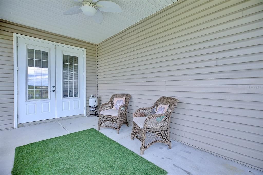 En Venta: $659,000 (3 camas, 2 baños, 2546 Pies cuadrados)