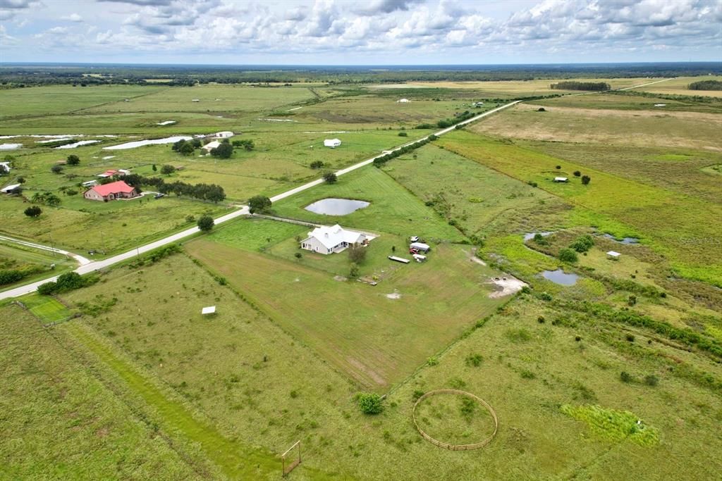 En Venta: $659,000 (3 camas, 2 baños, 2546 Pies cuadrados)