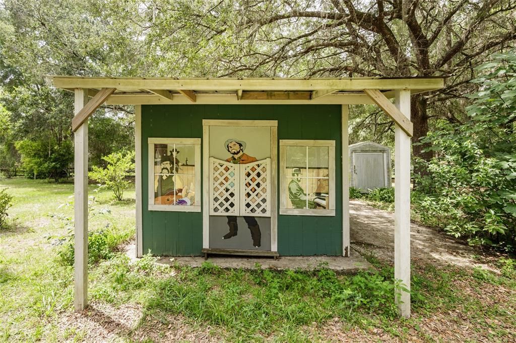 For Sale: $470,000 (3 beds, 2 baths, 2439 Square Feet)