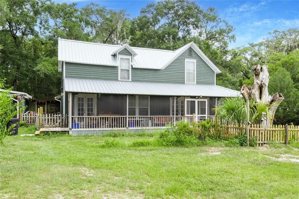 For Sale: $470,000 (3 beds, 2 baths, 2439 Square Feet)