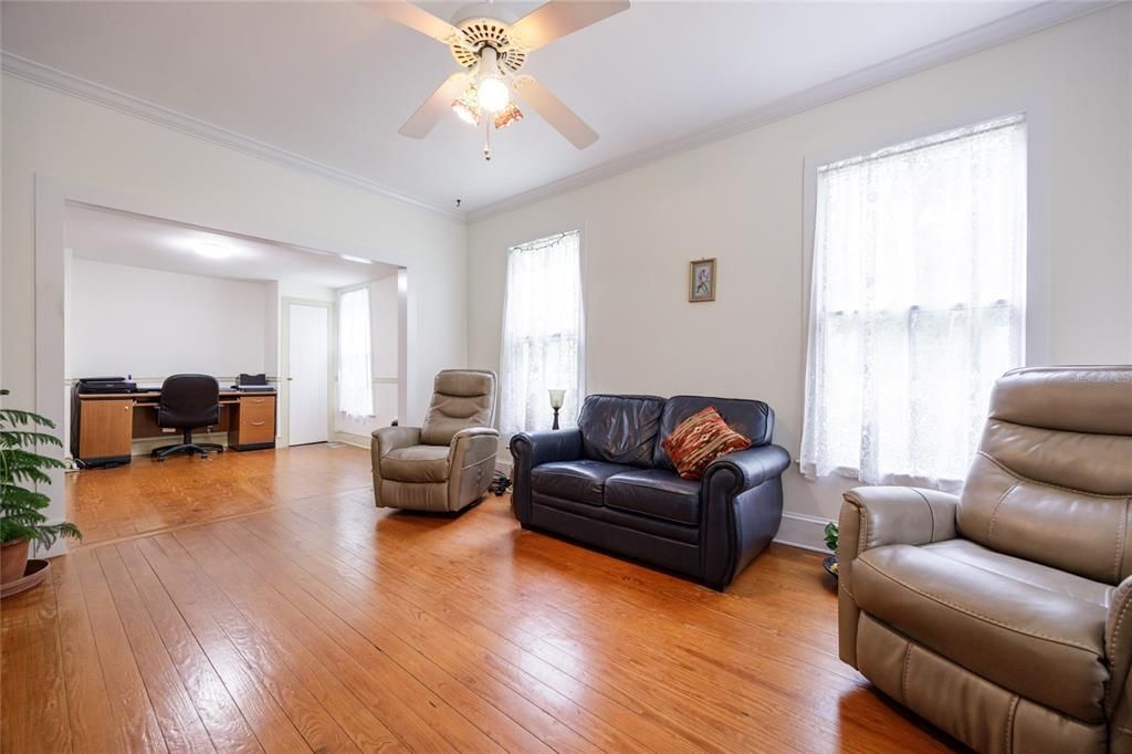 For Sale: $470,000 (3 beds, 2 baths, 2439 Square Feet)