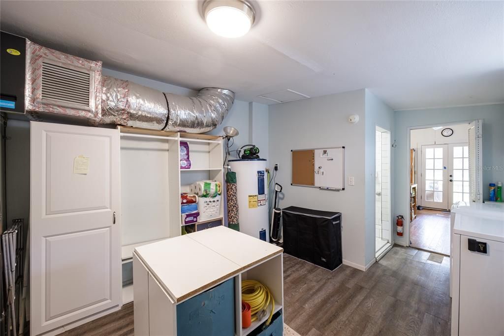 For Sale: $470,000 (3 beds, 2 baths, 2439 Square Feet)