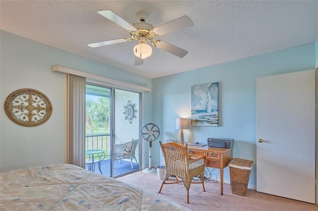 待售: $159,900 (2 贝兹, 2 浴室, 1136 平方英尺)