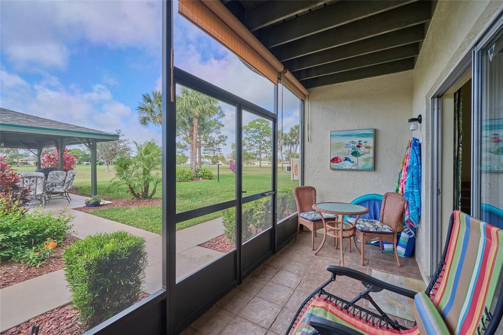 待售: $159,900 (2 贝兹, 2 浴室, 1136 平方英尺)