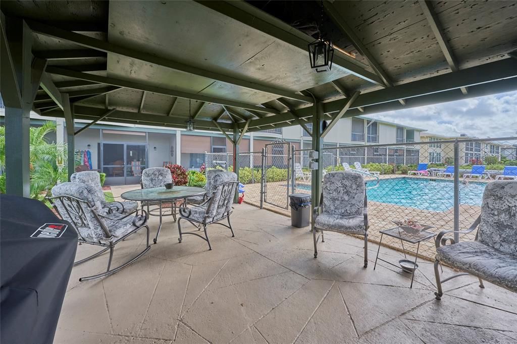 待售: $159,900 (2 贝兹, 2 浴室, 1136 平方英尺)