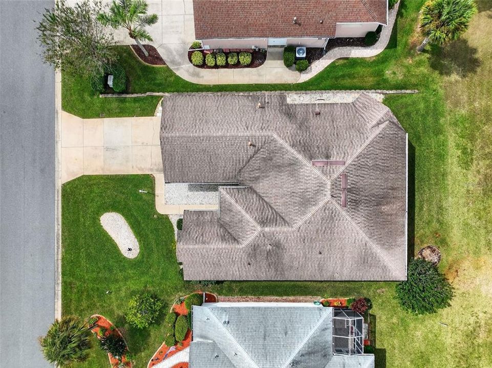 For Sale: $410,000 (2 beds, 2 baths, 2200 Square Feet)