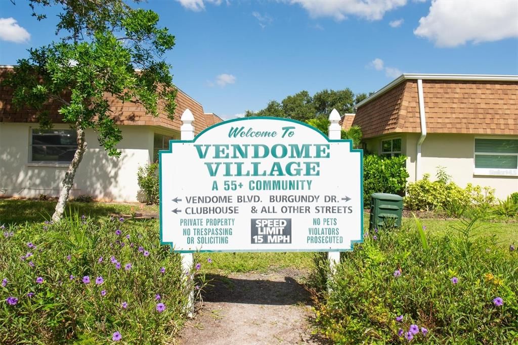 На продажу: $105,000 (1 спален, 1 ванн, 902 Квадратных фут)