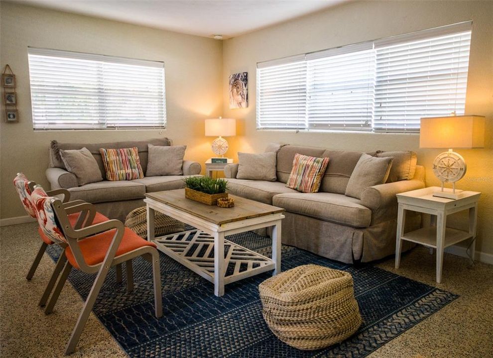 For Sale: $775,000 (3 beds, 2 baths, 1438 Square Feet)