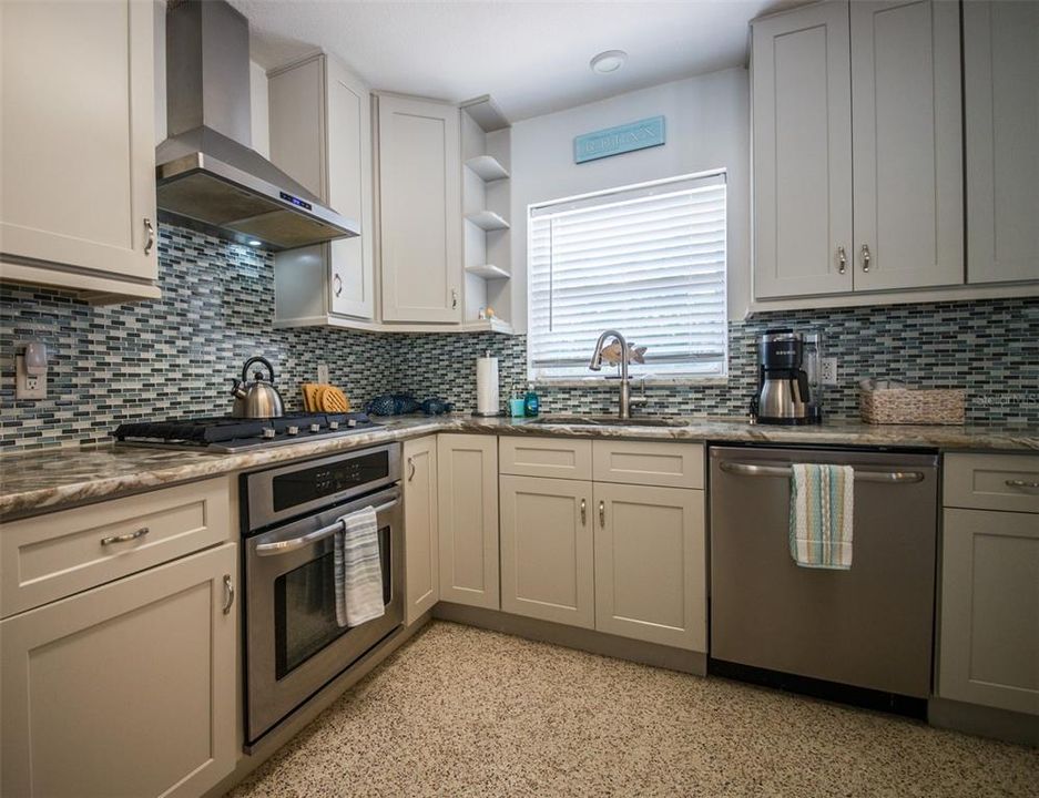 For Sale: $775,000 (3 beds, 2 baths, 1438 Square Feet)