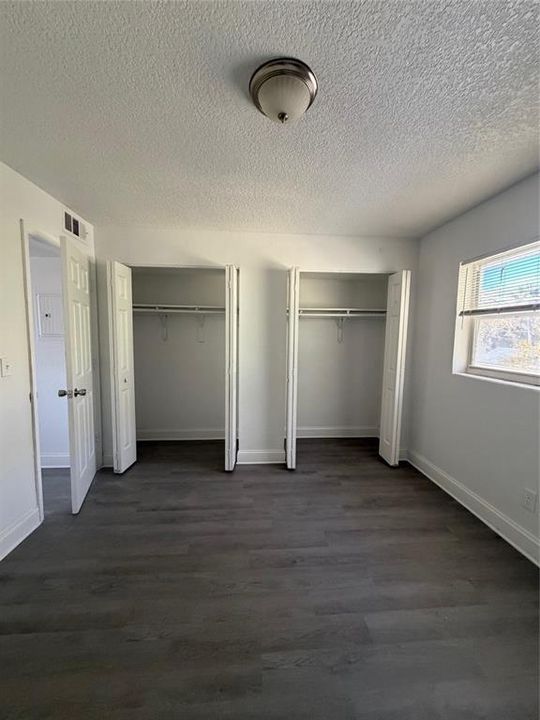 For Rent: $1,890 (2 beds, 1 baths, 700 Square Feet)