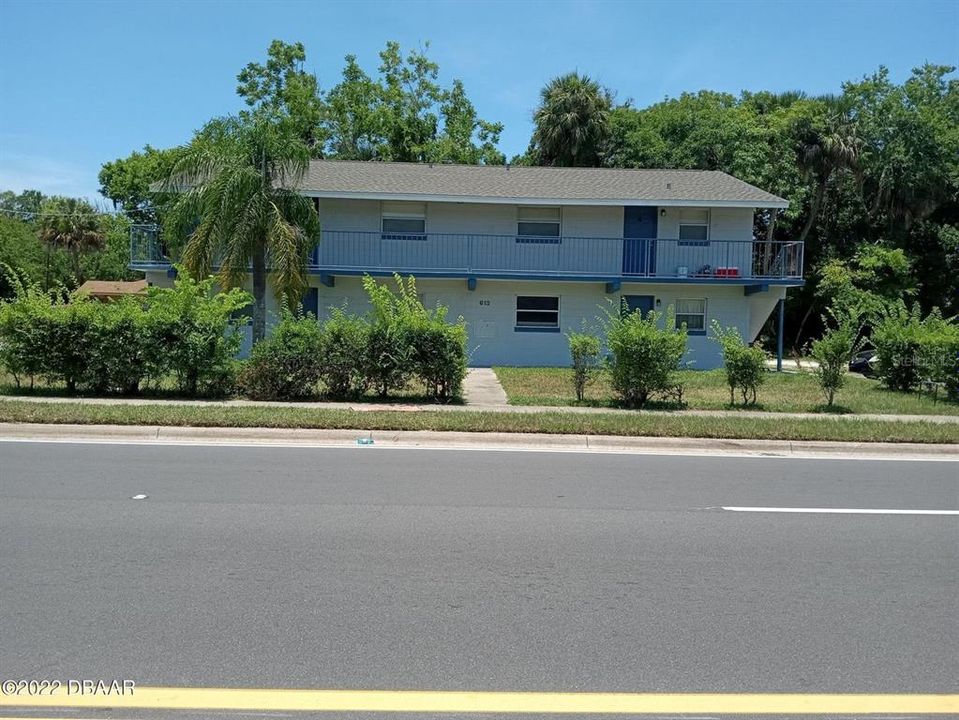 For Rent: $1,890 (2 beds, 1 baths, 700 Square Feet)