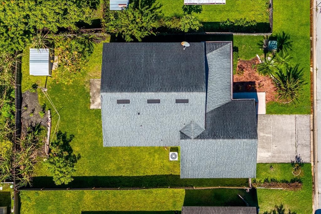 合同活跃: $315,000 (4 贝兹, 2 浴室, 1396 平方英尺)