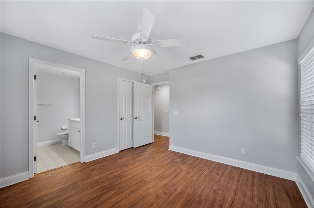 待售: $899,999 (5 贝兹, 4 浴室, 4153 平方英尺)