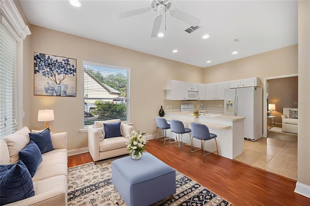 待售: $899,999 (5 贝兹, 4 浴室, 4153 平方英尺)