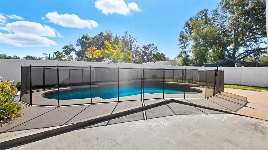 For Sale: $349,500 (3 beds, 2 baths, 1097 Square Feet)