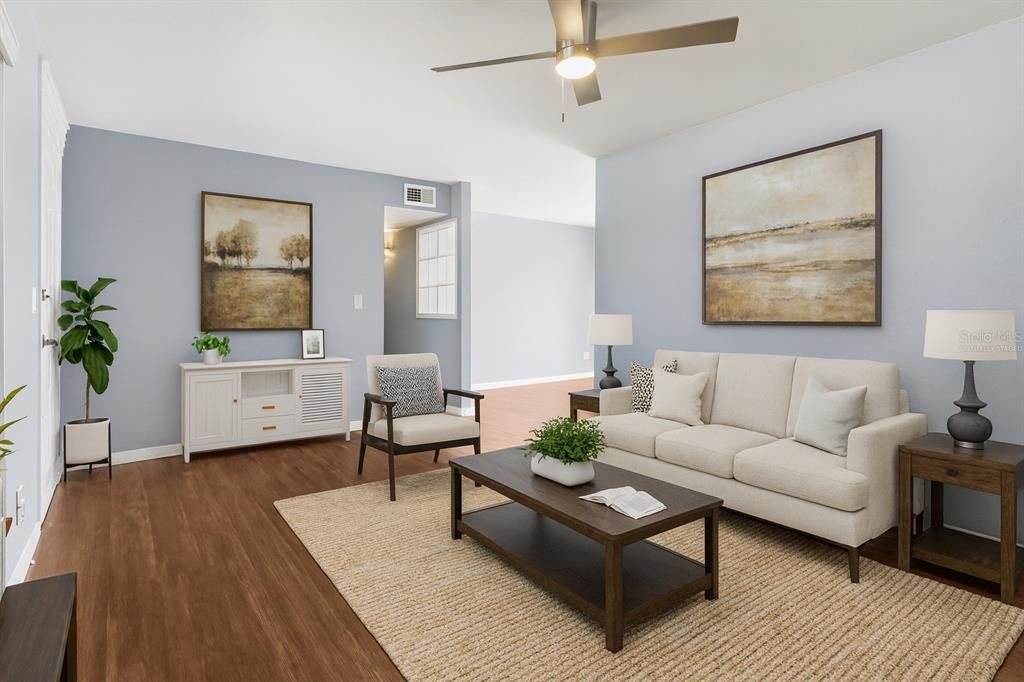 For Sale: $349,500 (3 beds, 2 baths, 1097 Square Feet)